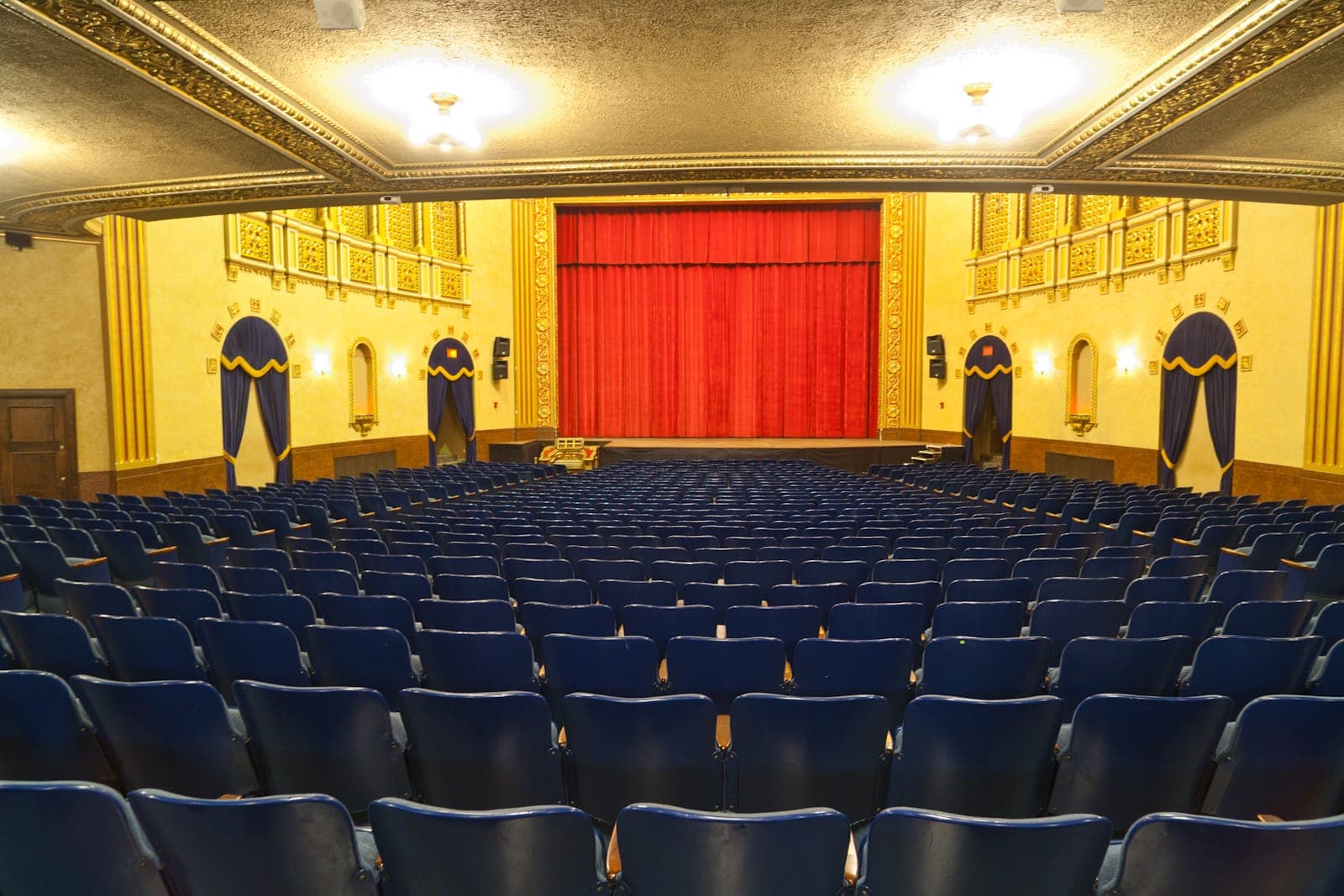 Porão Comedy Club BC